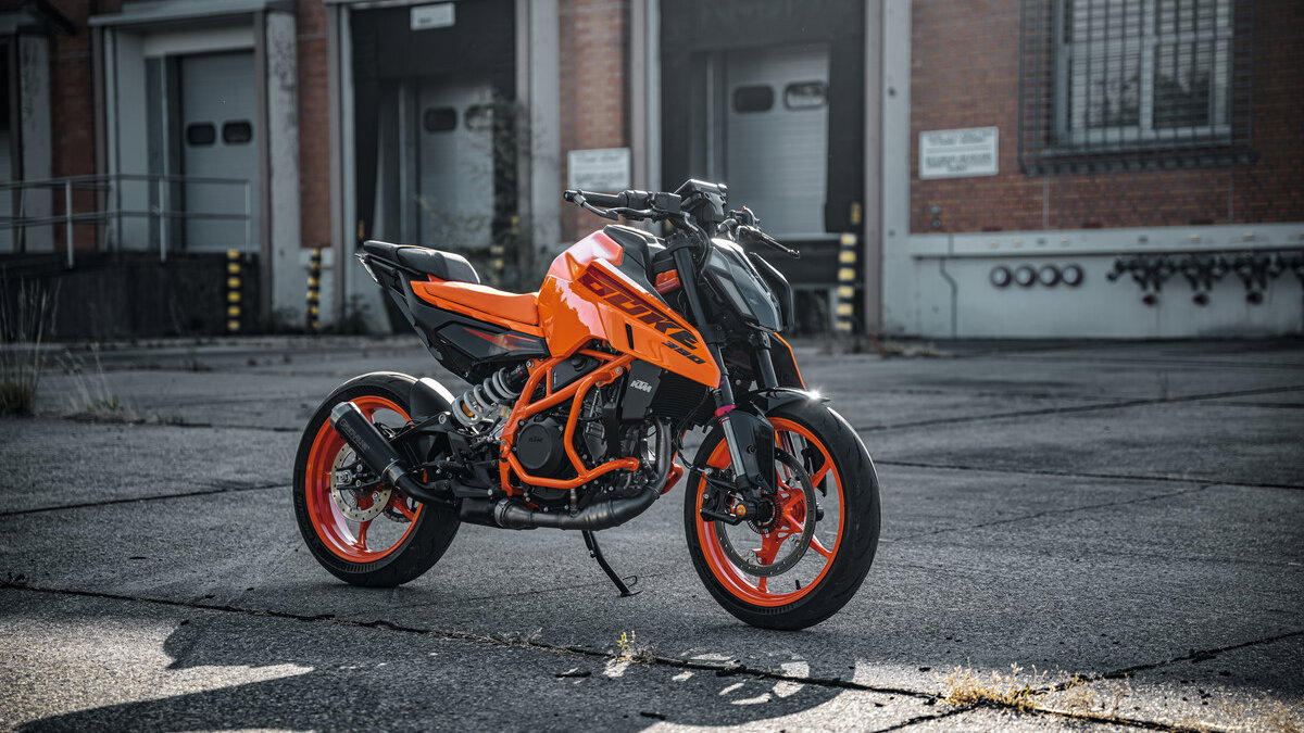 The KTM 390 Duke